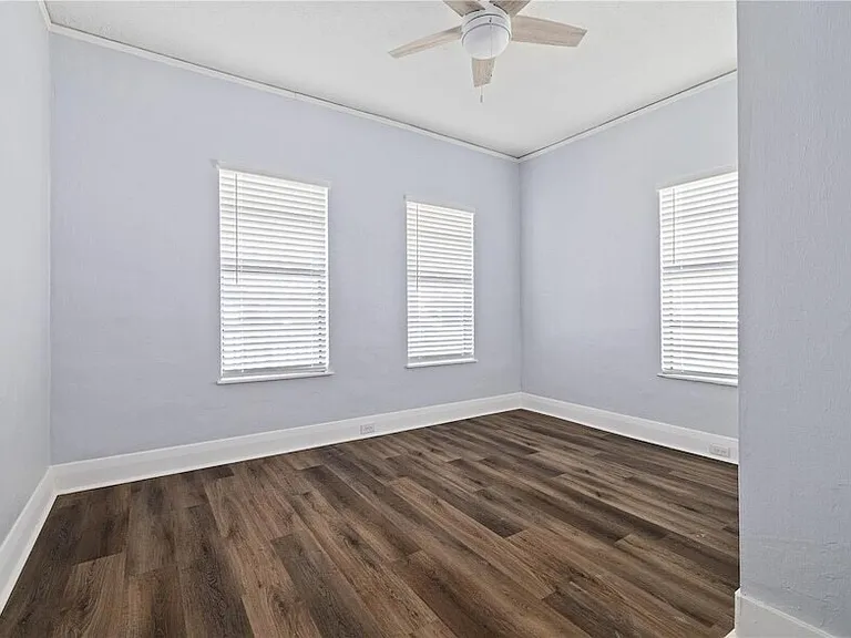 1103 N Willow Ave — Photo 14