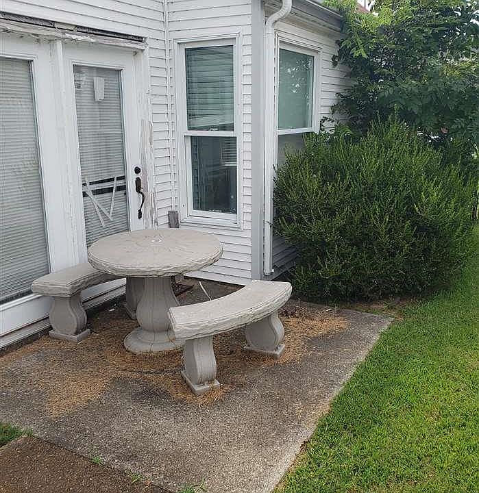 2nd image of 317 N 9th St