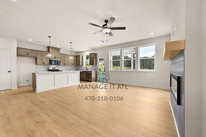 3102 Sace Ct — Photo 16