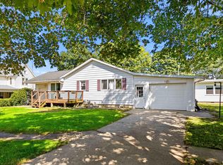 2907 W Main St, Edelstein, IL 61526