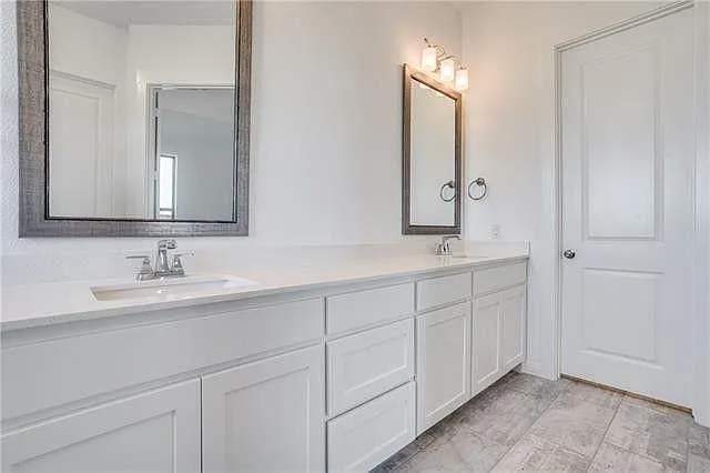 6840 Stonecrop Dr — Photo 13