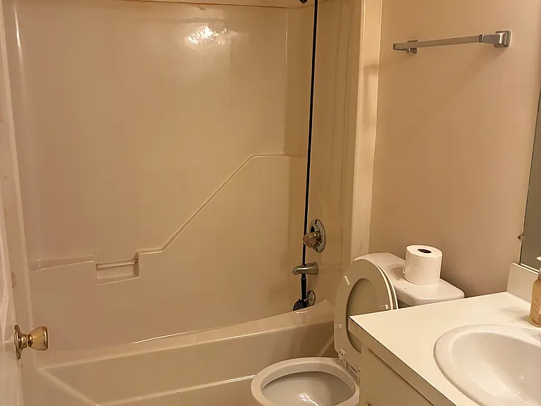 2835 Lancaster Rd NW — Photo 11