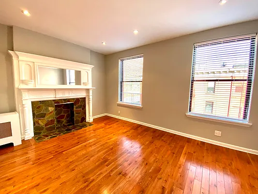 Rented by Corcoran | media 21