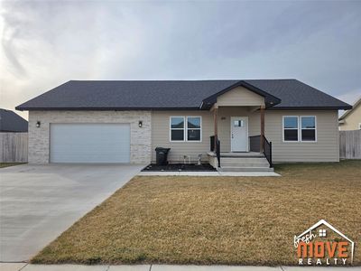 2111 Glenwood Dr, Garden City, KS, 67846