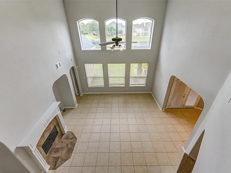 3819 Rivermoss Ln — Photo 12