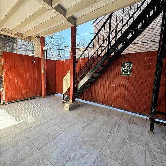 120 N 4th St #2 — Photo 1