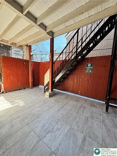 120 N 4th St #2 Photo 1