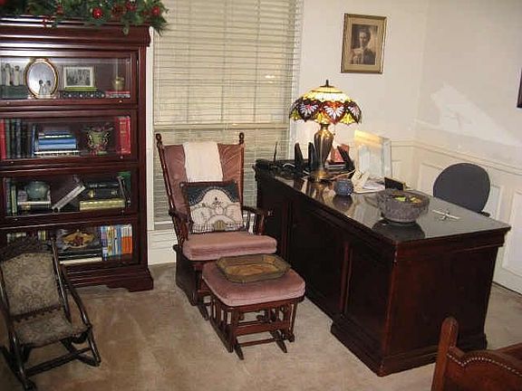 4th image of 3236 Clymer Dr