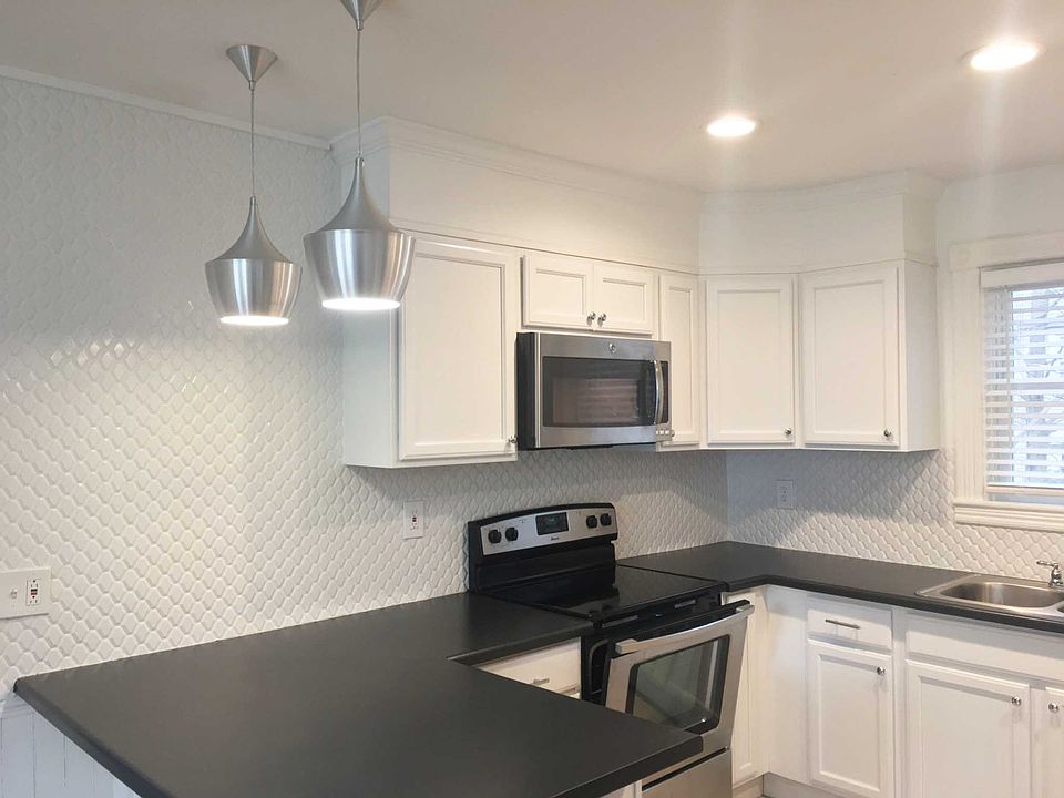 kitchen tile backsplash,