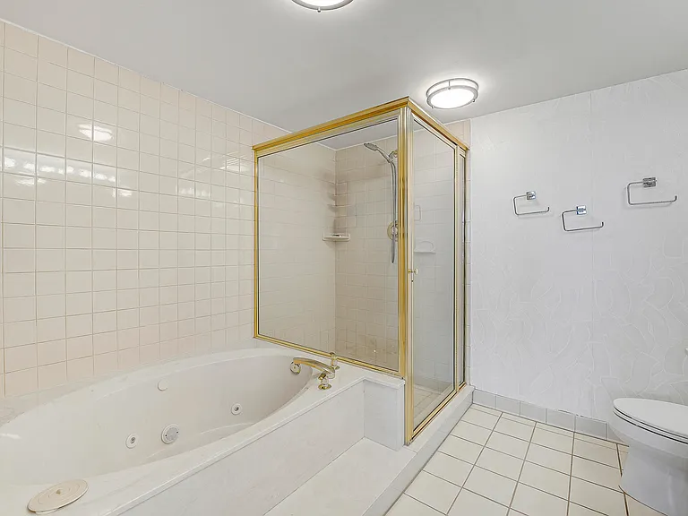 4200 N Ocean Dr #2-306 — Photo 15