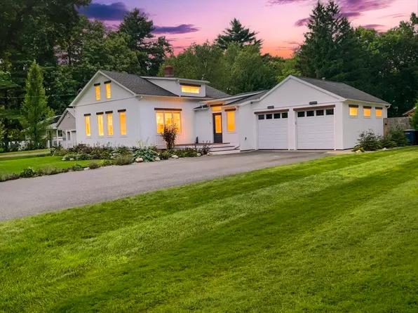 103 Manchonis Rd, Wilbraham, MA 01095