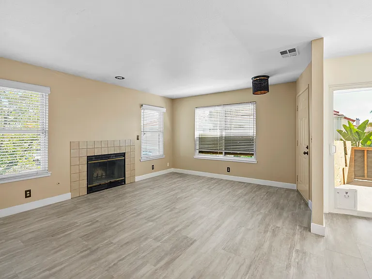 4946 Canto Dr — Photo 7