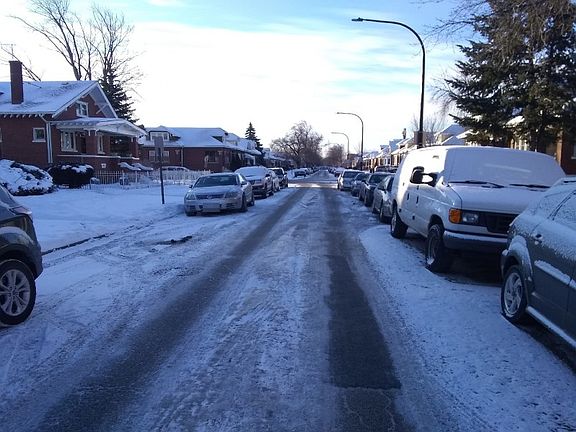 4th image of 1231 S 59th Ct