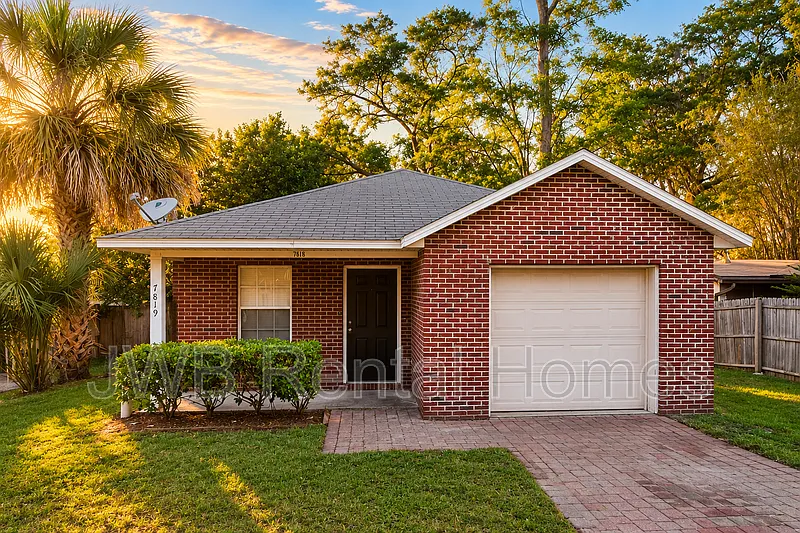7819 Galveston Ave