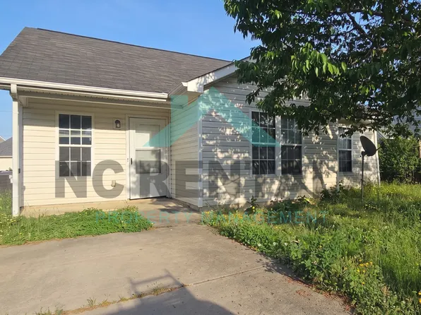 3206 Spring St, Greensboro, NC 27405
