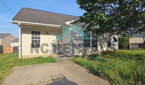 3206 Spring St Photo 1