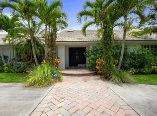 12327 Quercus Ln, Wellington, FL 33414