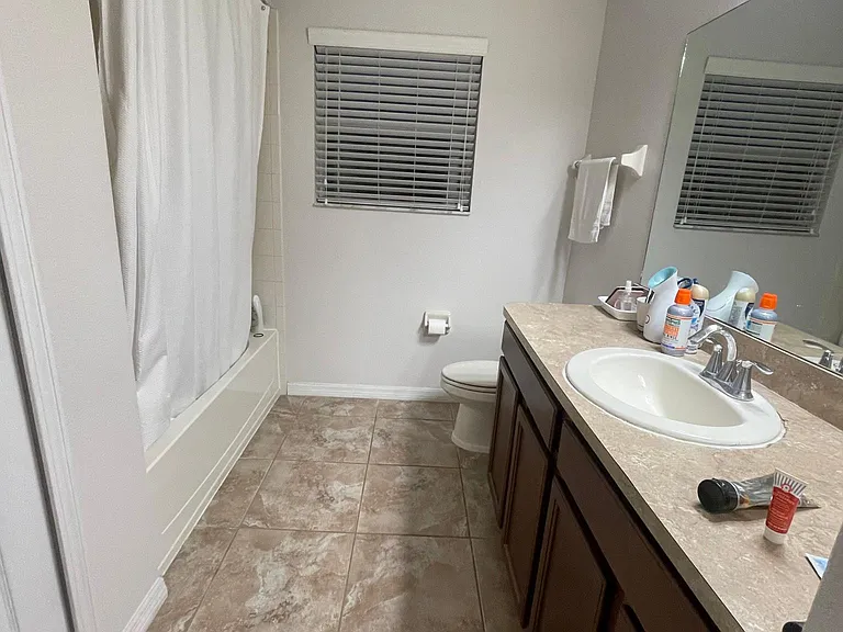 2865 Adelaide Ct — Photo 6