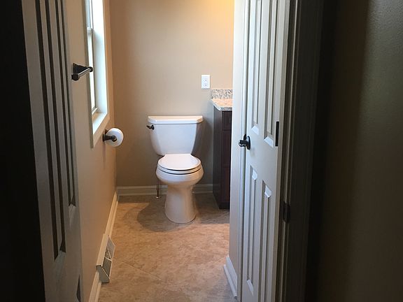 3rd image of 6976 Berry Blossom Dr