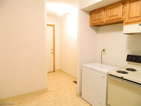 4th image of 916 Arboretum Cir