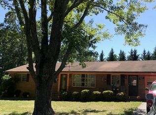 1668 Mountain Heights Dr, Salem, VA 24153