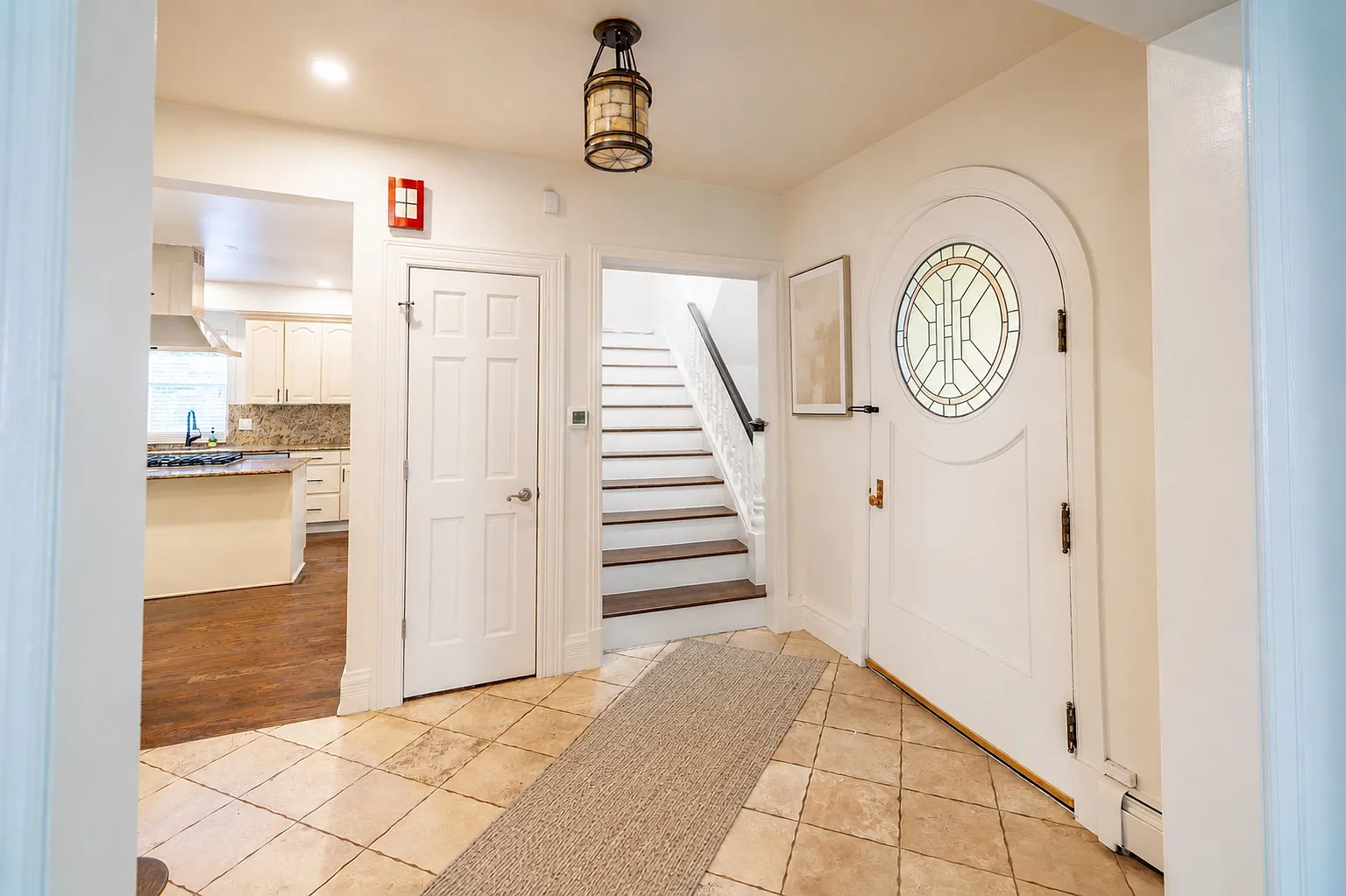 4 bed, 3795 sqft, $7,000 — Photo 2