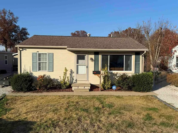 2016 Shelby Ave, Evansville, IN 47714