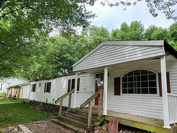 2nd image of 4977 Jamestown Dr