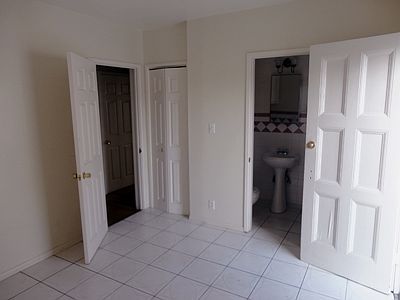 Perfect for artist/office