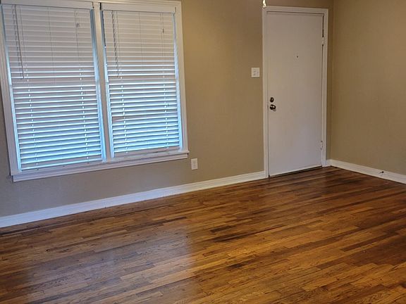 5th image of 2001 Dorothy Ln