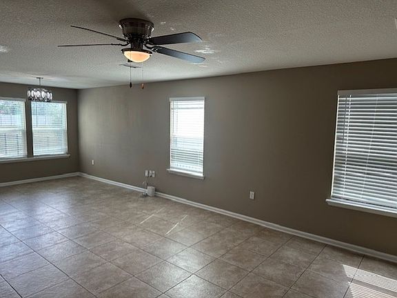 5th image of 9670 Freefall Rd