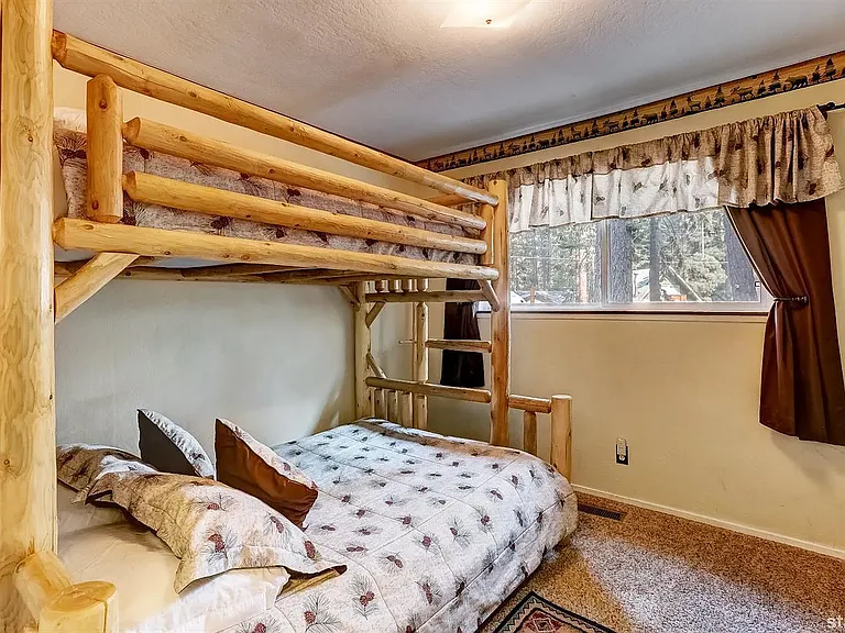 764 Wentworth Ln — Photo 14