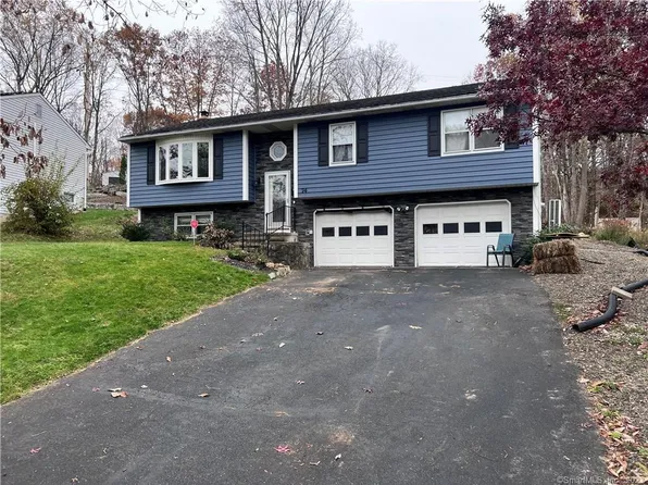 74 Woodhaven Street, Waterbury, CT 06708