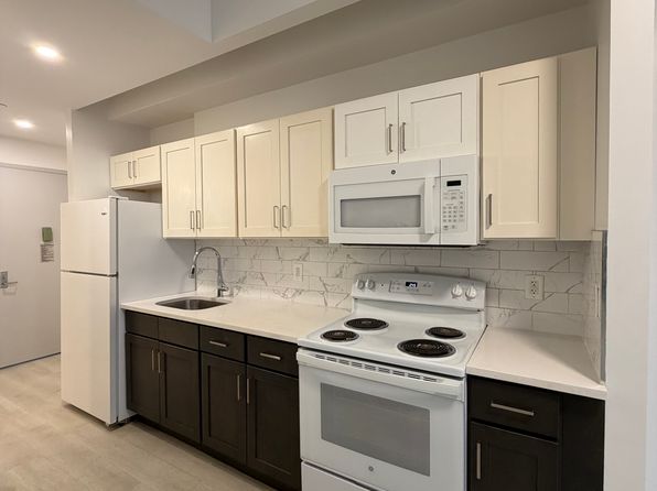 2075 Anthony Ave APT 404