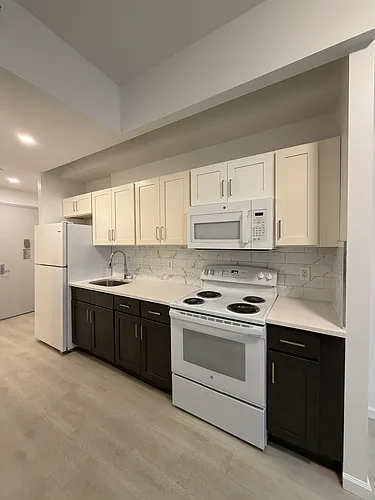 2075 Anthony Ave #404 Photo 1