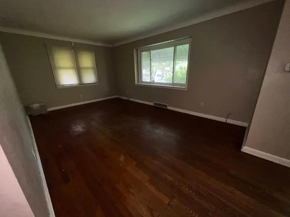 711 Hubbard Ave, Flint, MI 48503