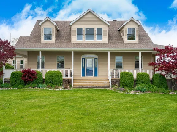 2211 N Kerby Rd, Owosso, MI 48867