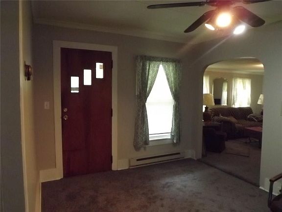 4th image of 34 Buffalo St