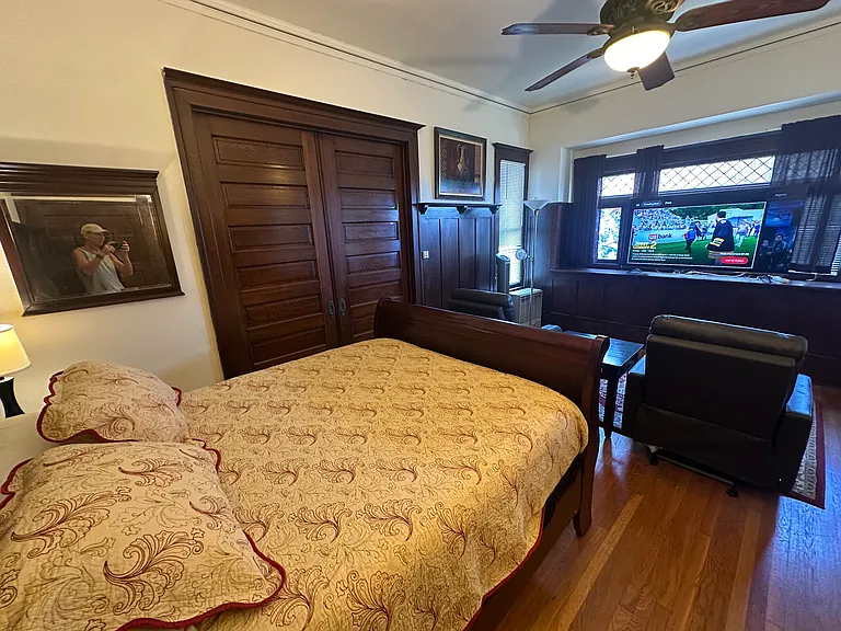 2121 Colby Ave #7 — Photo 7
