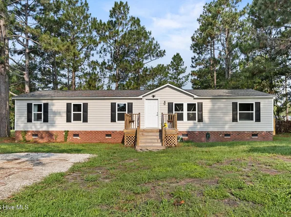 8947 Hooper Road NE, Leland, NC 28451