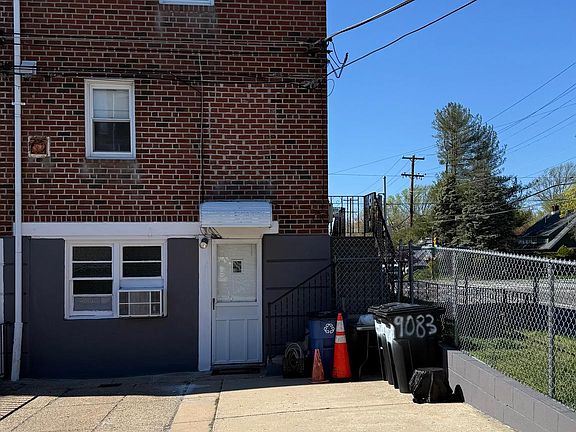 4th image of 9083 Convent Ave