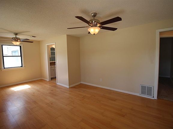 5th image of 630 Teleran St