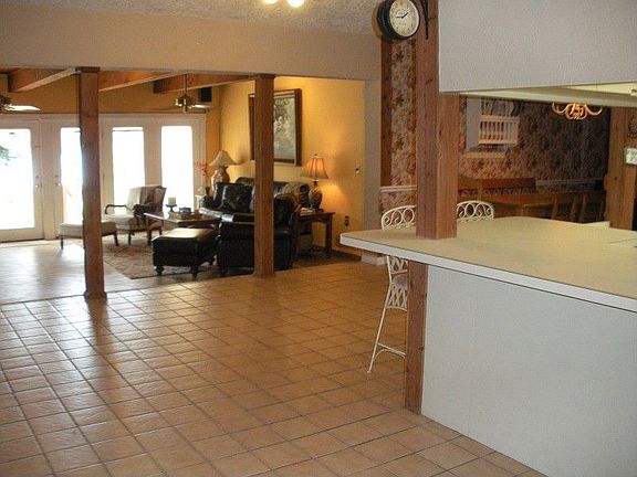 5th image of 36049 Clear Lake Dr