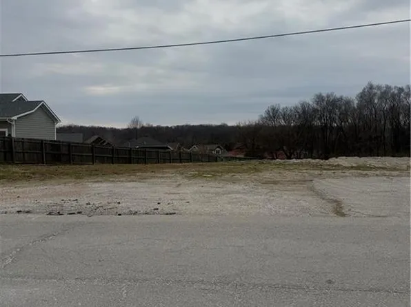 0 Southview Dr, Liberty, MO 64068