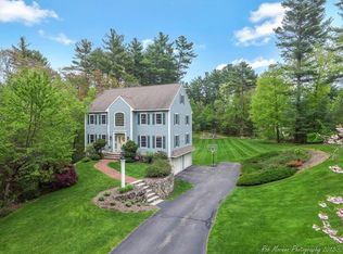 2 Stonecleave Rd, North Reading, MA 01864