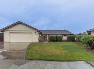 1130 Montecito Cir, Salinas, CA 93901