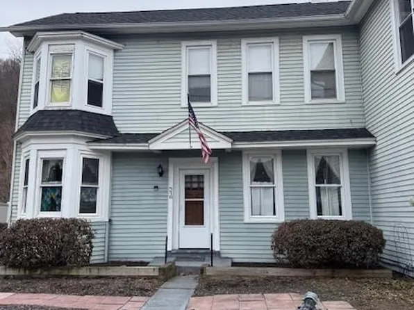 570 Slateford Rd, Mount Bethel, PA 18343