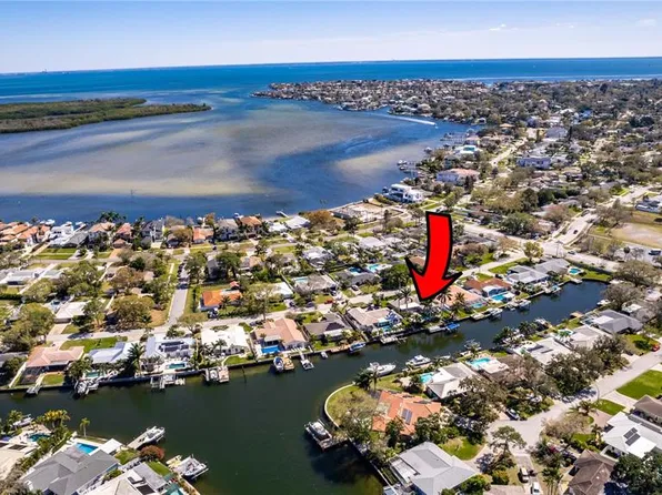 6332 TANGLEWOOD DRIVE NE, ST PETERSBURG, FL 33702