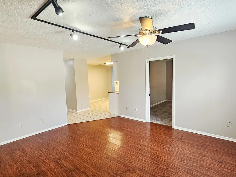 12112 Rotuma St — Photo 10