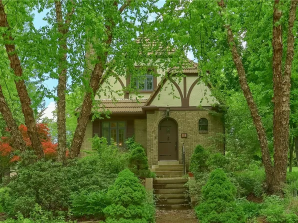 15 New Brighton Rd, Pittsburgh, PA 15202